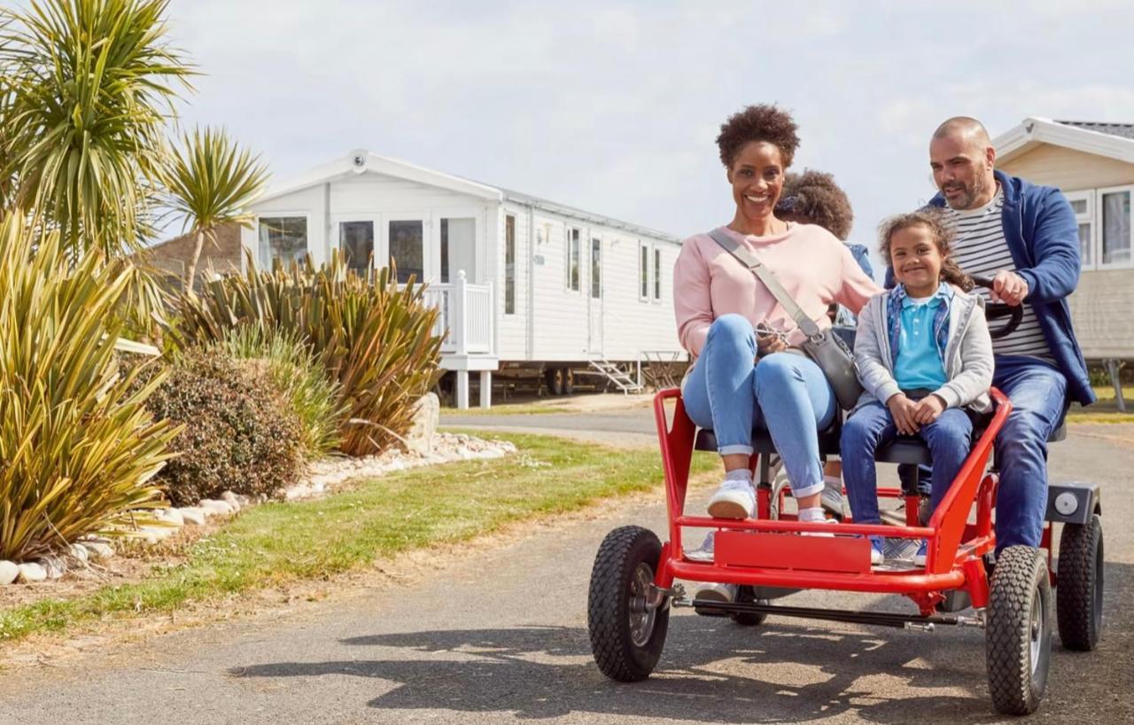 Brand New Modern Holiday Home - Haven The Orchards Holiday Park Saint Osyth Екстериор снимка